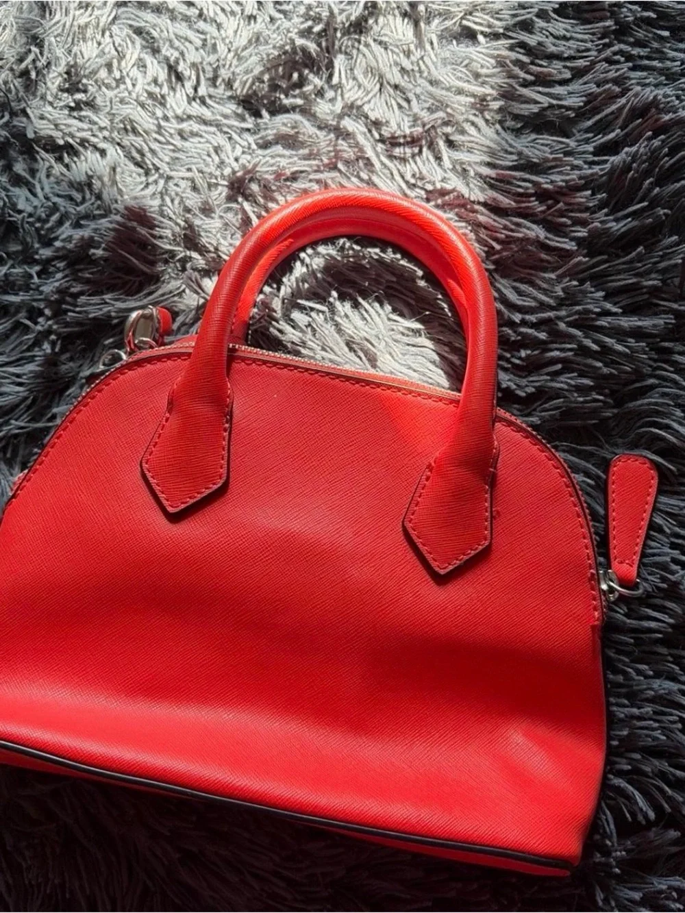GUESS Red Logo Dome bag